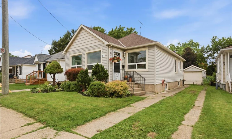 81 Vale Avenue