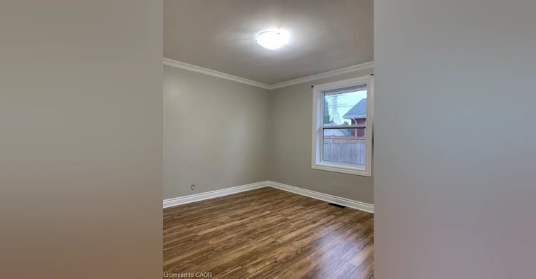 Main-960 Dunsmure Road, Hamilton, ON, L8H 1J4 - 3