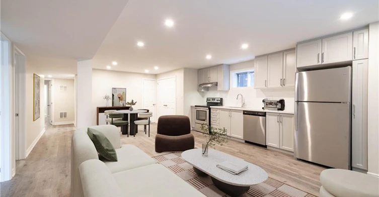 2-347 Clifton Downs Road, Hamilton, ON, L9C 7A8