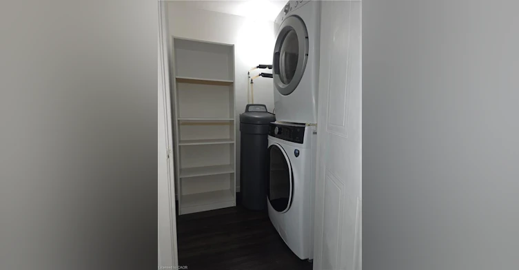 902-565 Greenfield Avenue, Kitchener, ON, N2C 2P5 - 9