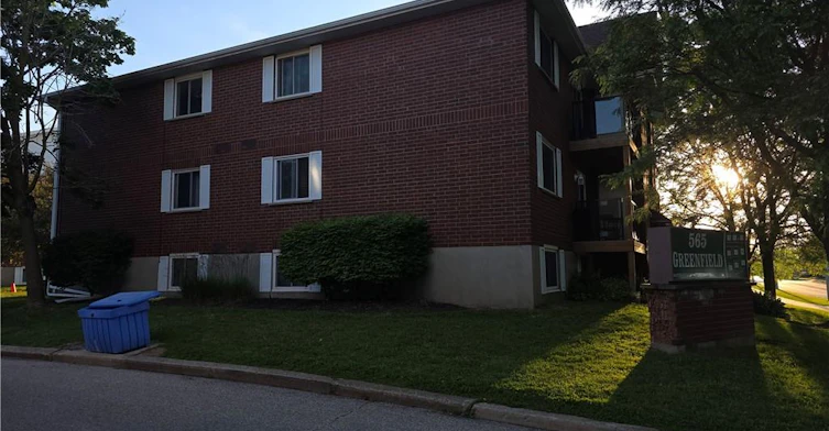 902-565 Greenfield Avenue, Kitchener, ON, N2C 2P5