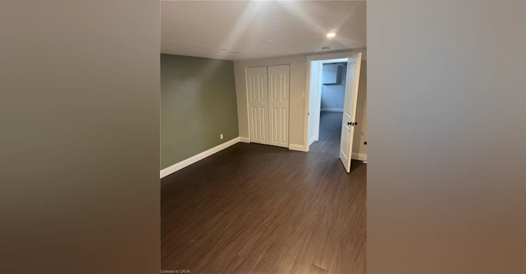 23 Mcdougall Road, Waterloo, ON, N2L 2W4 - 6