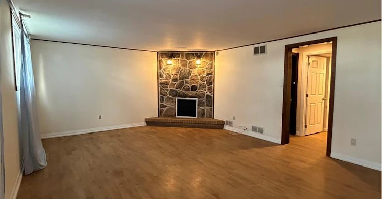 1202 Barton Street, Hamilton, ON, L8E 5G9 - 17