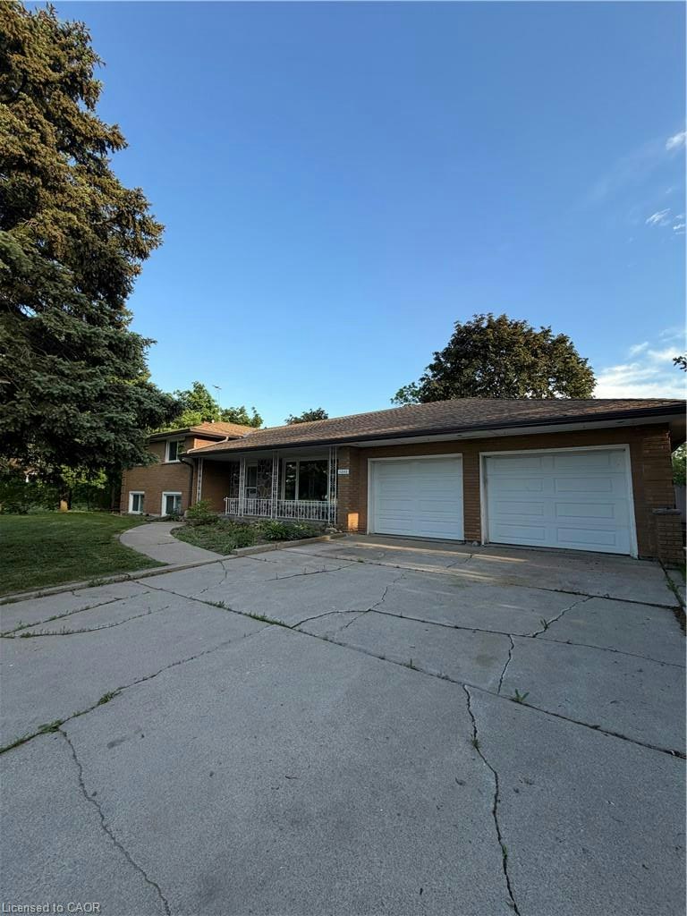 1202 Barton Street, Hamilton, ON, L8E 5G9