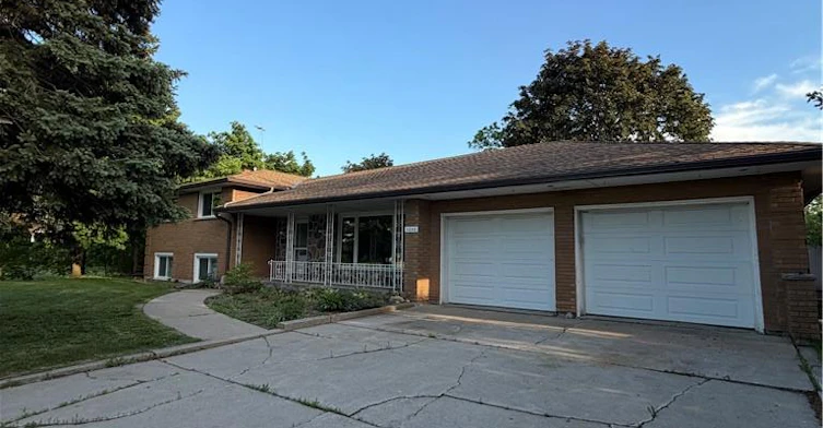 1202 Barton Street, Hamilton, ON, L8E 5G9