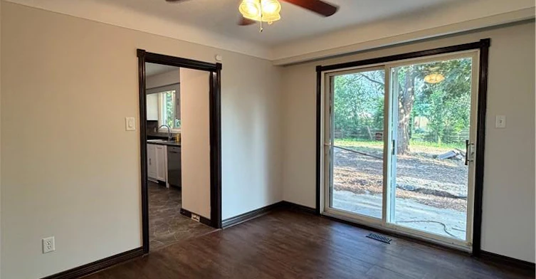 1202 Barton Street, Hamilton, ON, L8E 5G9 - 5