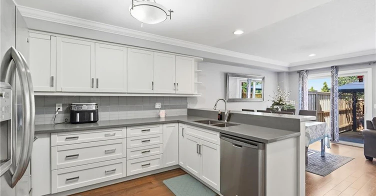 2-2001 Atkinson Drive, Burlington, ON, L7M 4H7 - 5
