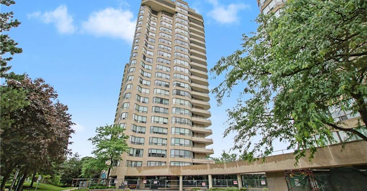 6 Willow Street, Waterloo, ON, N2J 4S3
