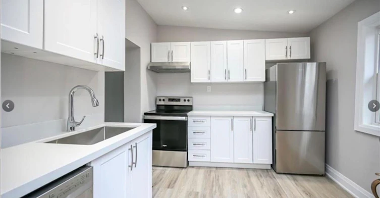 1024 Cannon Street E, Hamilton, ON, L8L 2H6 - 2