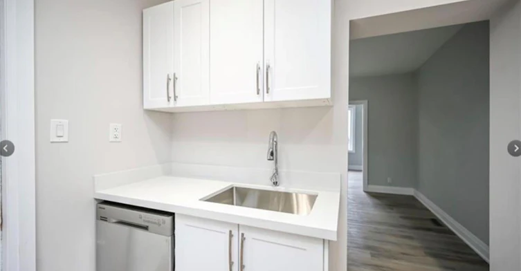 1024 Cannon Street E, Hamilton, ON, L8L 2H6 - 4