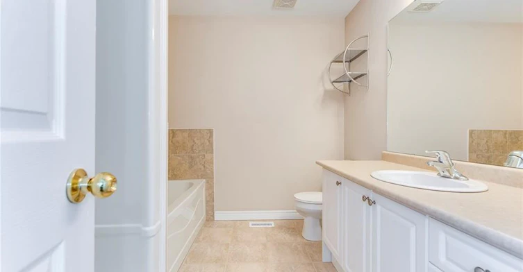 2340 Whistling Springs Crescent, Oakville, ON, L6M 0C3 - 24