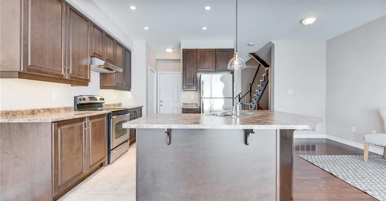 2340 Whistling Springs Crescent, Oakville, ON, L6M 0C3 - 12