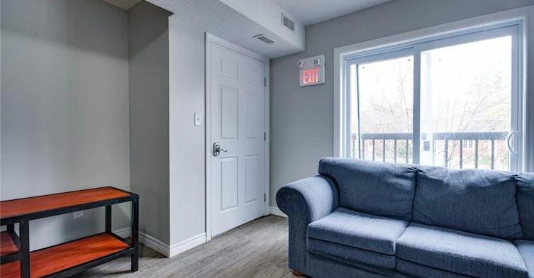 4-151 Bridgeport Road E, Waterloo, ON, N2J 2K3 - 4