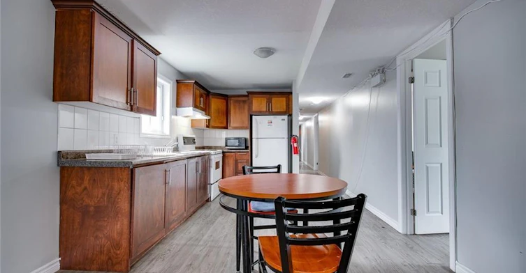 4-151 Bridgeport Road E, Waterloo, ON, N2J 2K3 - 10