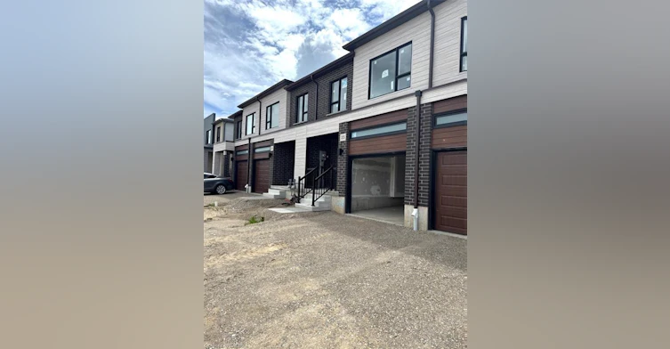21 Pin Oak Common, Cambridge, ON, N1S 0G3 - 2