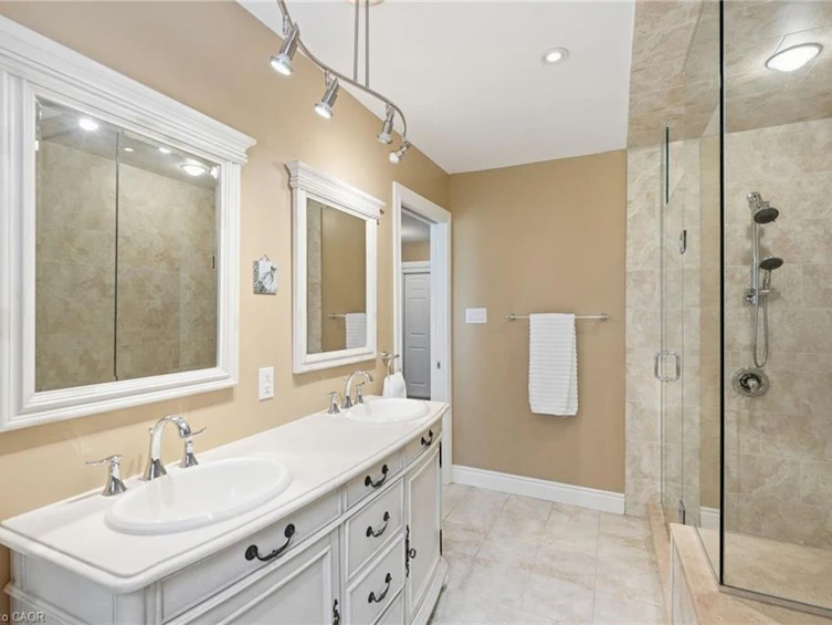 101 Victoria Street, Hamilton, ON, L0R 2H0 - 17