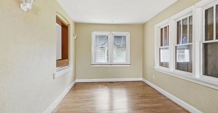 Front-53 Albert Street, Welland, ON, L3B 4L3 - 14
