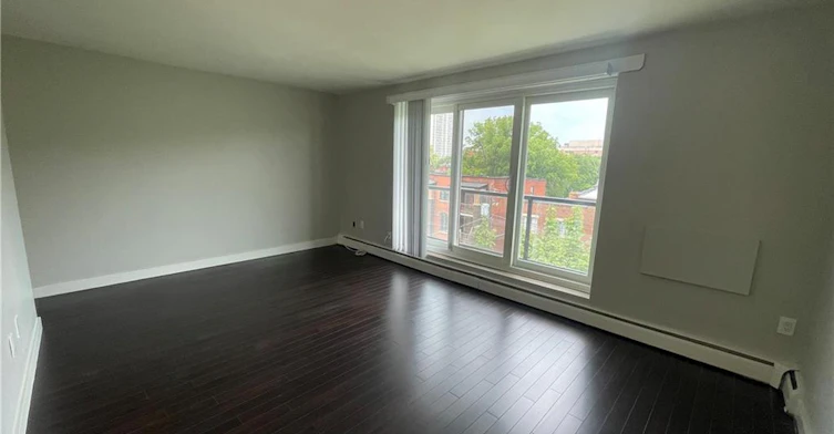 501-326 Hunter Street E, Hamilton, ON, L8N 1N6 - 3
