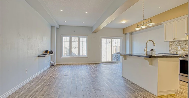 15-98 Shoreview Place, Hamilton, ON, L8E 0J4 - 6