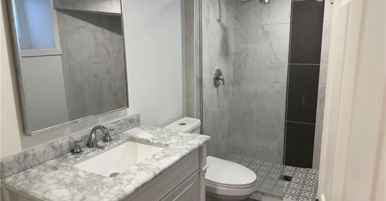 207 Charlton Avenue W, Hamilton, ON, L8P 2E3 - 12