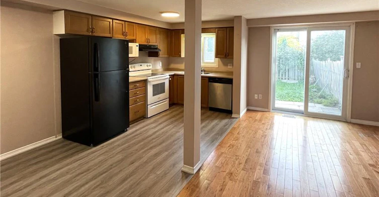 300 Activa Avenue, Kitchener, ON, N2E 3V1 - 3