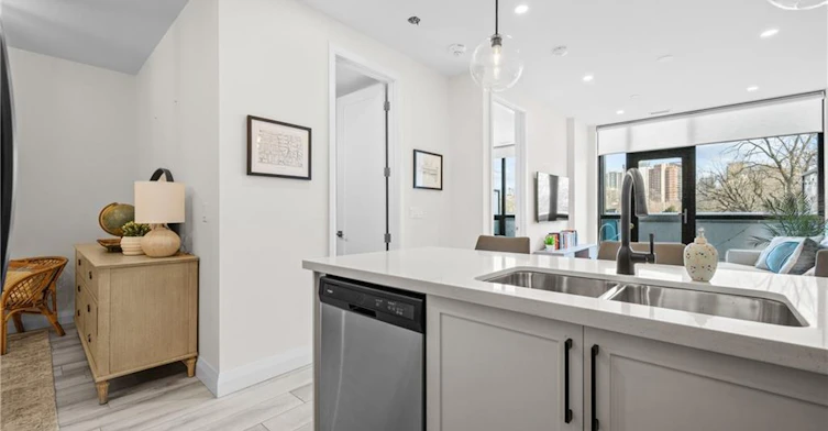 314-101 Locke Street S, Hamilton, ON, L8P 4A6 - 14