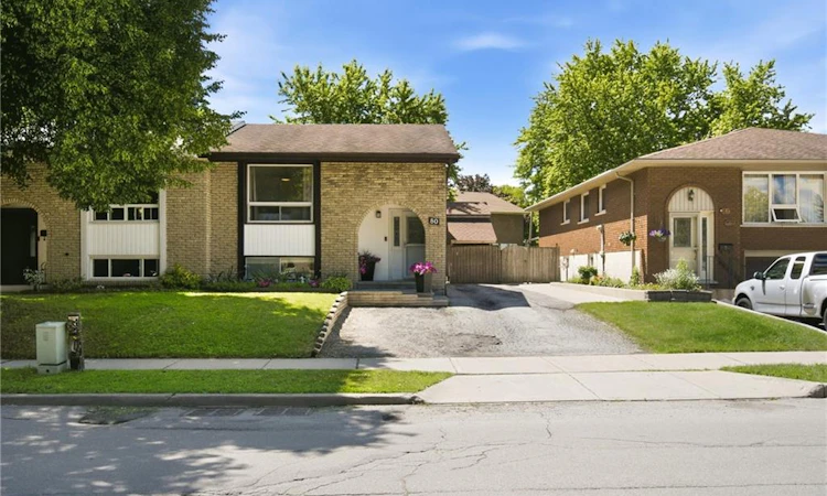 80 Wendover Drive