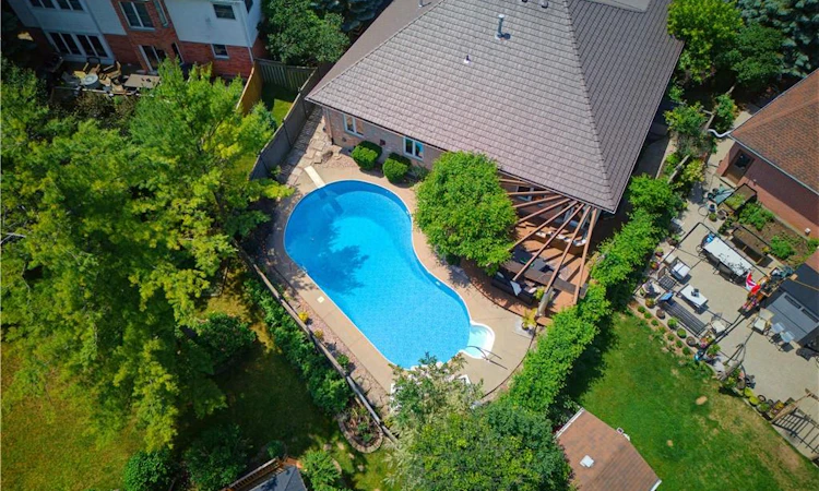 56 Windrush Trail