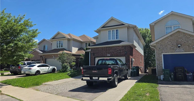 709 Windflower Crescent, Kitchener, ON, N2E 4B3 - 2