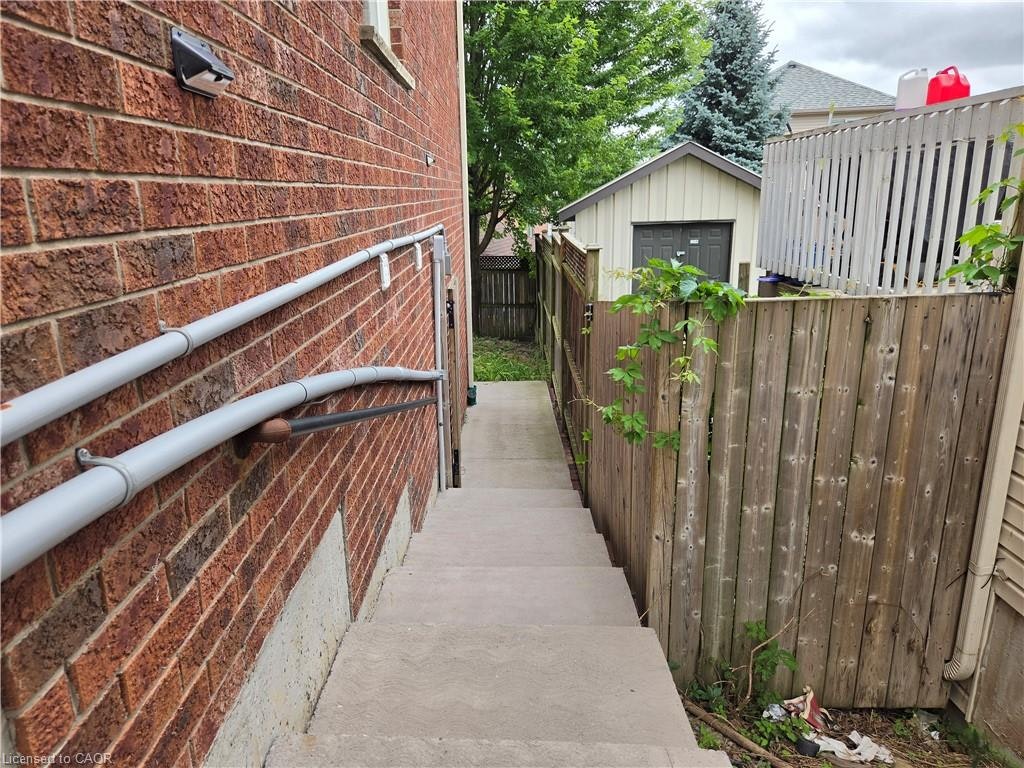 709 Windflower Crescent, Kitchener, ON, N2E 4B3 - 5