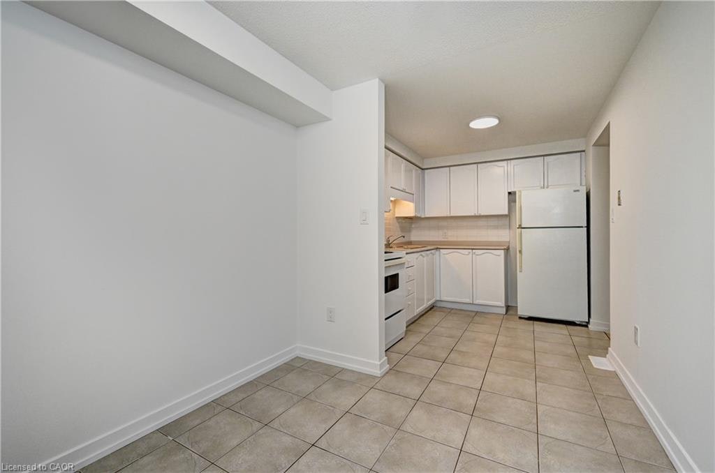 16 Hartley Court, Cambridge, ON, N1H 8J4 - 3