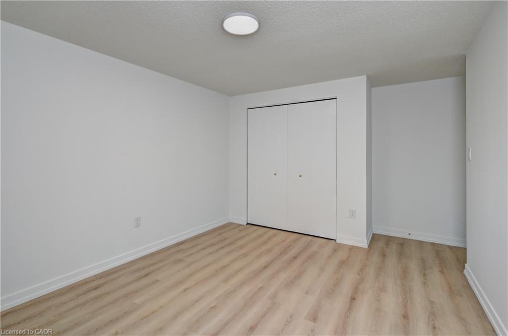 16 Hartley Court, Cambridge, ON, N1H 8J4 - 12