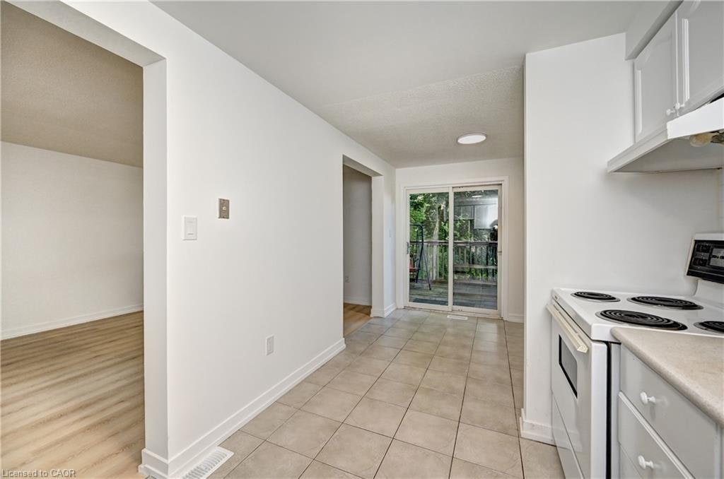 16 Hartley Court, Cambridge, ON, N1H 8J4 - 4