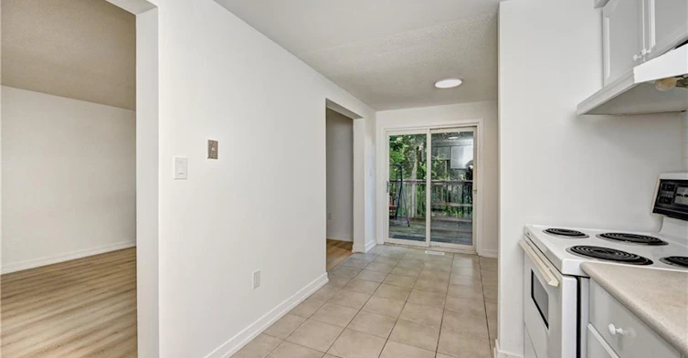 16 Hartley Court, Cambridge, ON, N1H 8J4 - 4