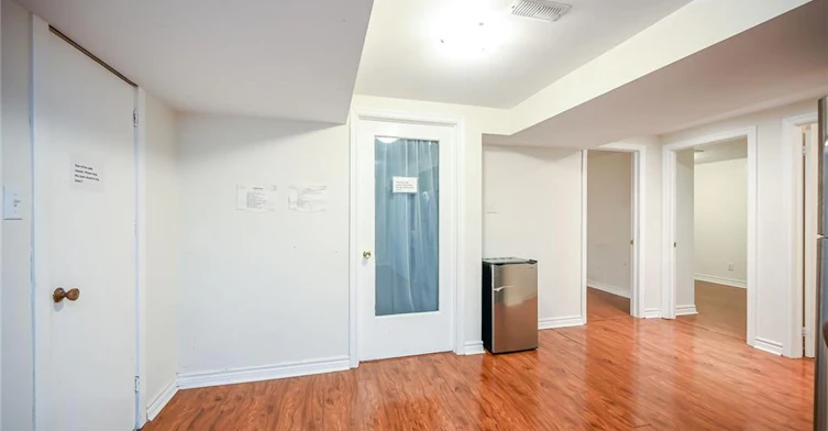 Basement-17 West Park Avenue, Hamilton, ON, L3S 3M4 - 7