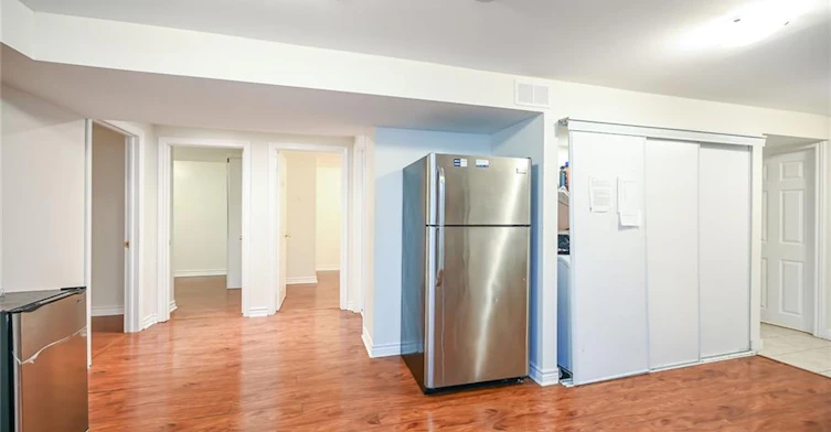 Basement-17 West Park Avenue, Hamilton, ON, L3S 3M4 - 8