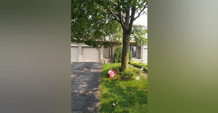 65 Foxborough Drive, Hamilton, ON, L9G 4Y8