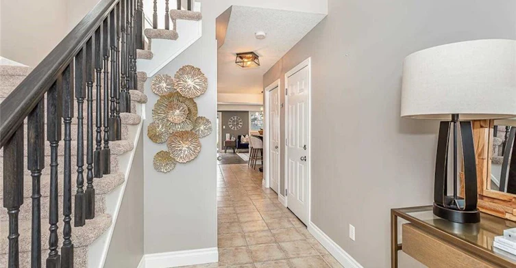 944 Dunblane Court, Kitchener, ON, N2R 1W9 - 2