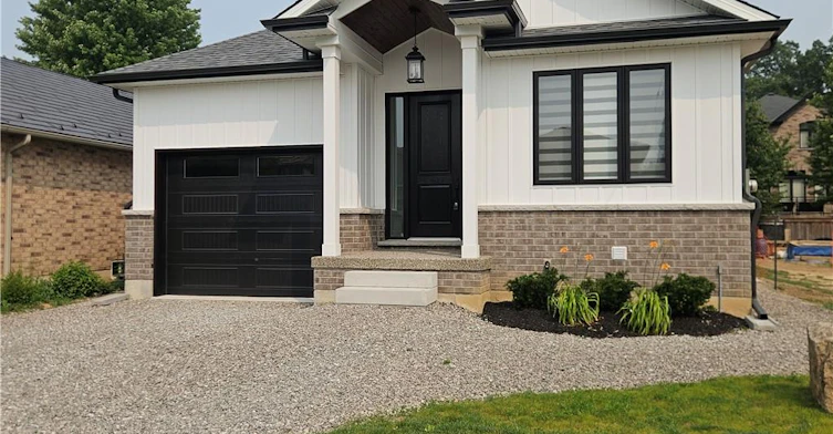 Main-115 Chesley Street, Hamilton, ON, L9C 3V9 - 2