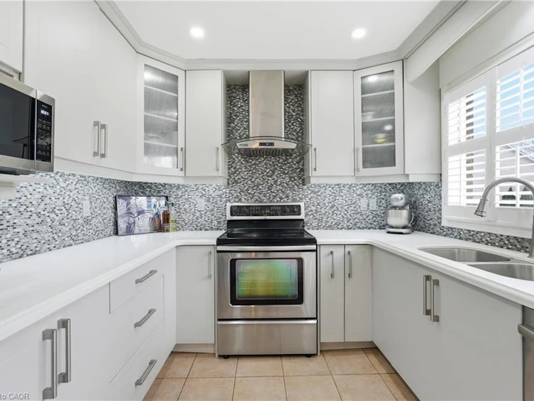 5010 Bunton Crescent, Burlington, ON, L7L 6H2 - 15