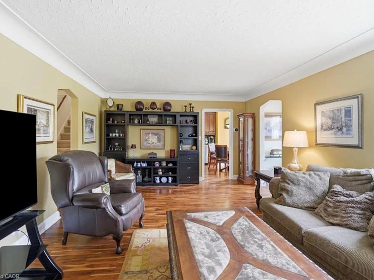 950 North Shore Boulevard, Burlington, ON, L7T 1B1 - 7