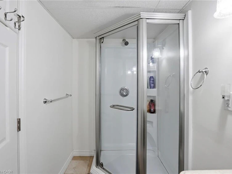 950 North Shore Boulevard, Burlington, ON, L7T 1B1 - 34