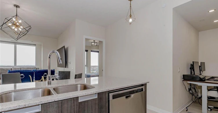 35 Watergarden Drive, Mississauga, ON, L5R 0G8 - 9