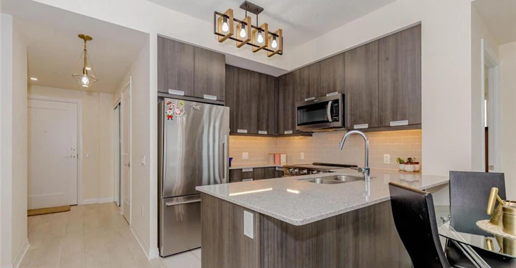 35 Watergarden Drive, Mississauga, ON, L5R 0G8 - 6