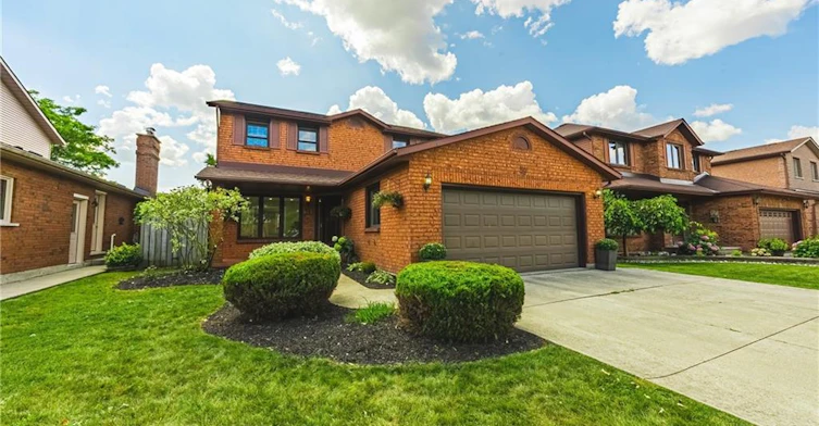 39 Parkwood Crescent, Hamilton, ON, L8V 4Z9