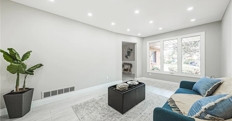 39 Parkwood Crescent, Hamilton, ON, L8V 4Z9 - 17