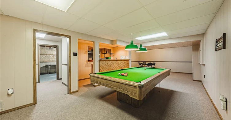 39 Parkwood Crescent, Hamilton, ON, L8V 4Z9 - 41
