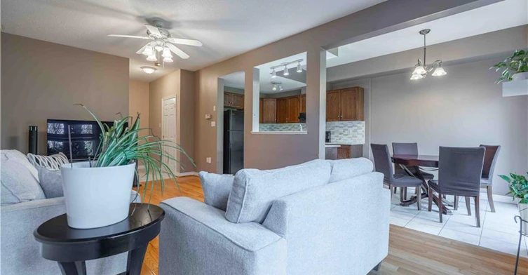 26-232 Stonehenge Drive, Hamilton, ON, L9K 1R5 - 11