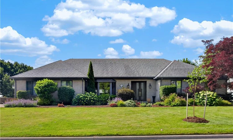 90 Oaklands Park Court