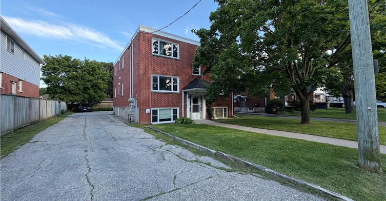 5-9 Martin Avenue, Cambridge, ON, N1R 3A3